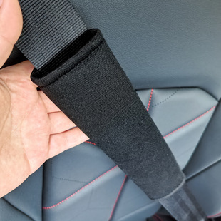 Car Safety Belt Shoulder Cover with Ice Silk Car Extended Safety Belt Long-Distance Anti-Strangle Cover Soft and Universal for All Seasons