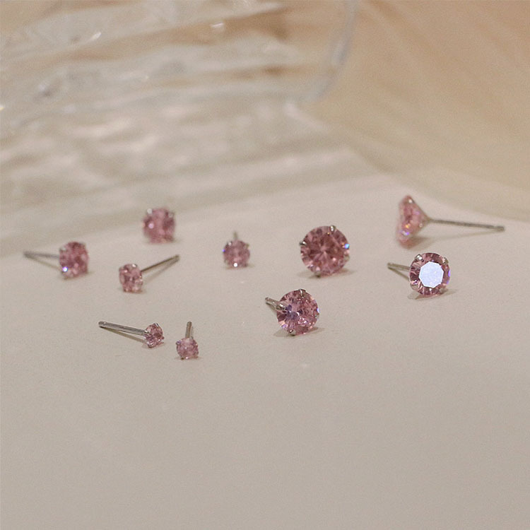 New girlish pink diamond a minimalist temperament, niche high-end feel, zircon mini with studs and earrings_voghion.com