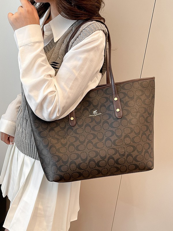 Urbano simple nuevo tipo de bolso de hombro de viaje diario, mujer de gran capacidad, moda, versátil, bolsa de viaje práctica.