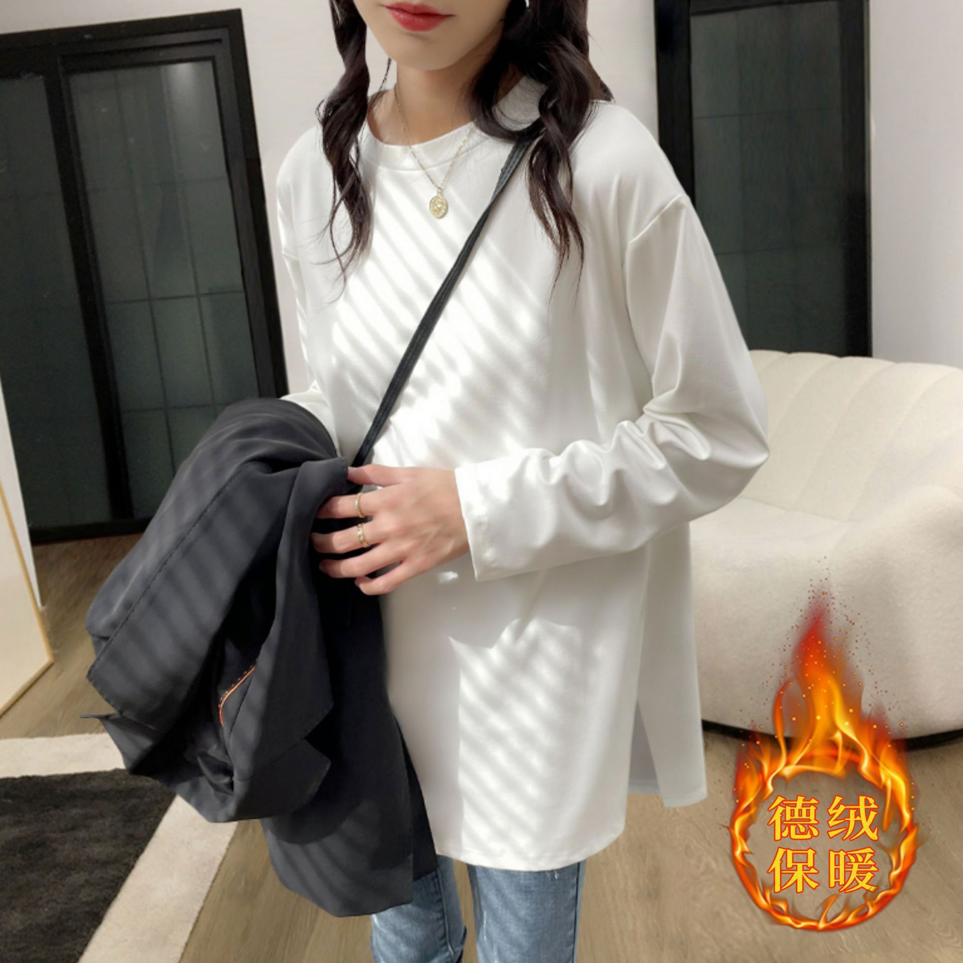 미드기장 루즈 라운드넥 [슬릿] - 화이트