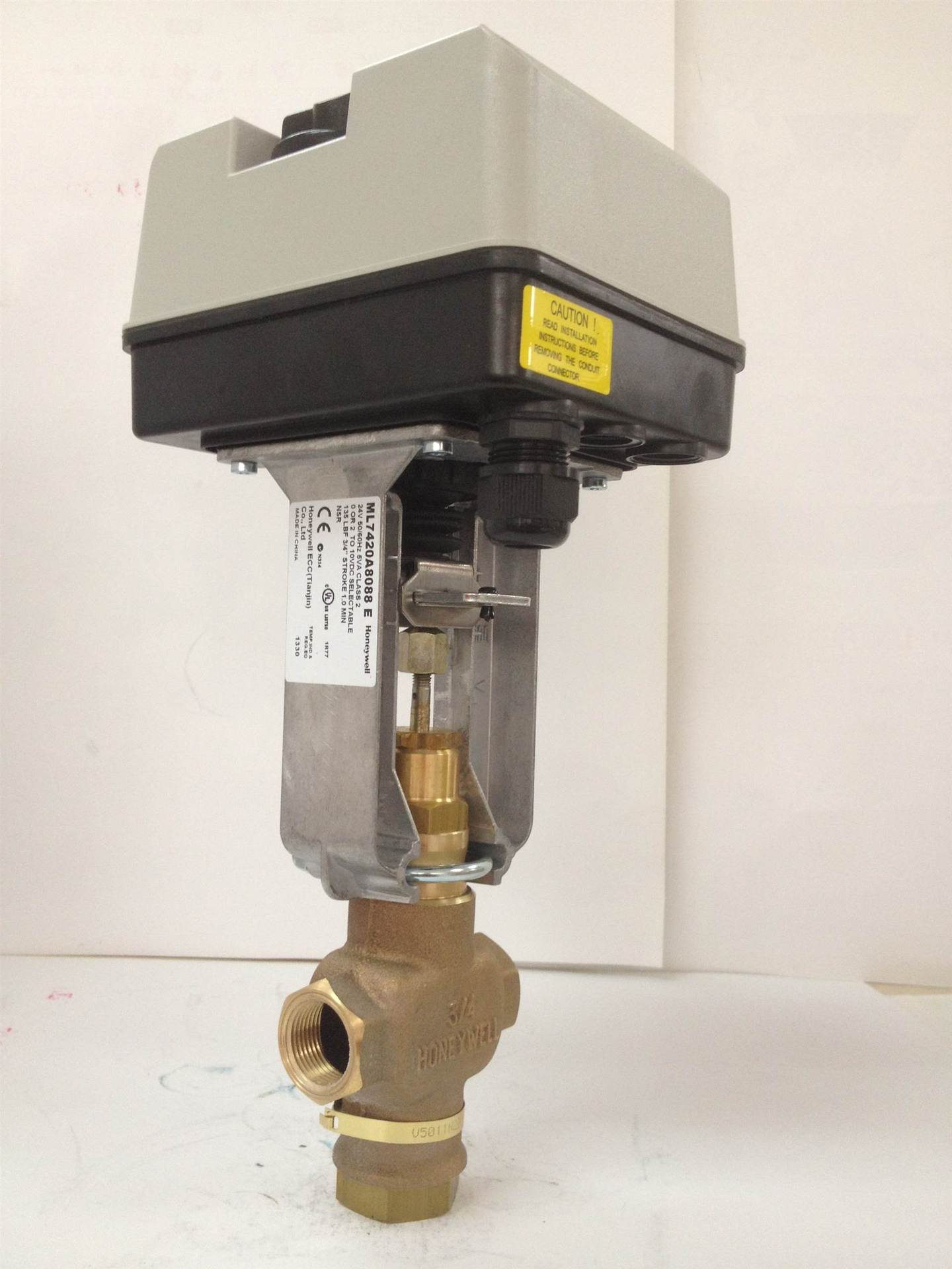 供应V5050A B 法兰型三通线性阀门