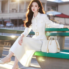 出席重要场合气质名媛女神范高级感厅里厅气白色衬衫连衣裙子秋季