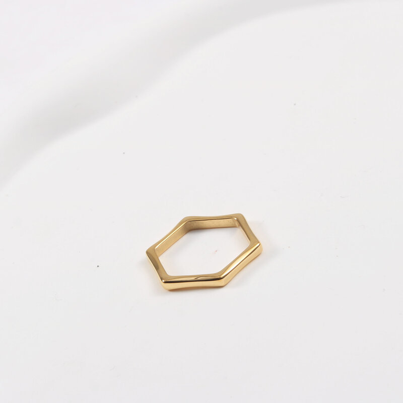 Einfacher Stil Hexagon Titan Stahl Überzug Ringe display picture 4