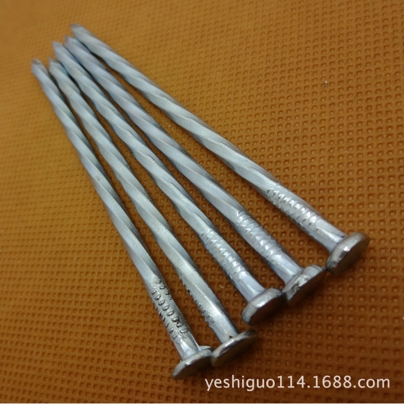 镀锌麻花钉规格型号3.0mmx50mm,3.2*60,3.5*70