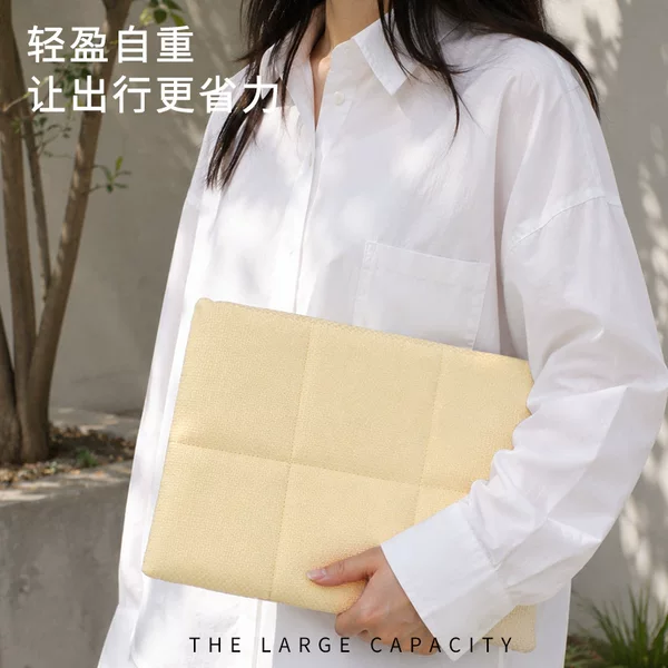 Fashionable Women's Trench Coat-Style Fabric Computer Bag, Quilted Tablet Protective Case, Nylon Waterproof Laptop Bag