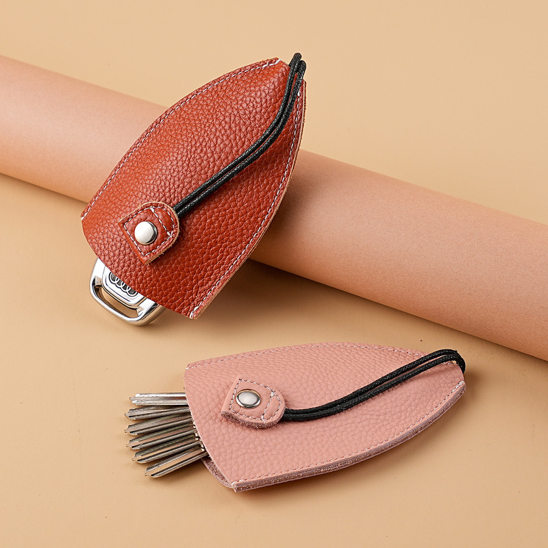 Genuine Leather Pull-Out Key Bag for Men, Compact and Portable Car Key Storage Bag for Women, High-End Cowhide Key Case