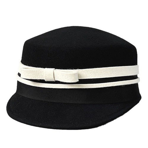 Nice and stylish winter riding hat for ladies, featuring a bow tie and color-matching design, inspired by the Korean style, made of wool felt, and presented as a gift.