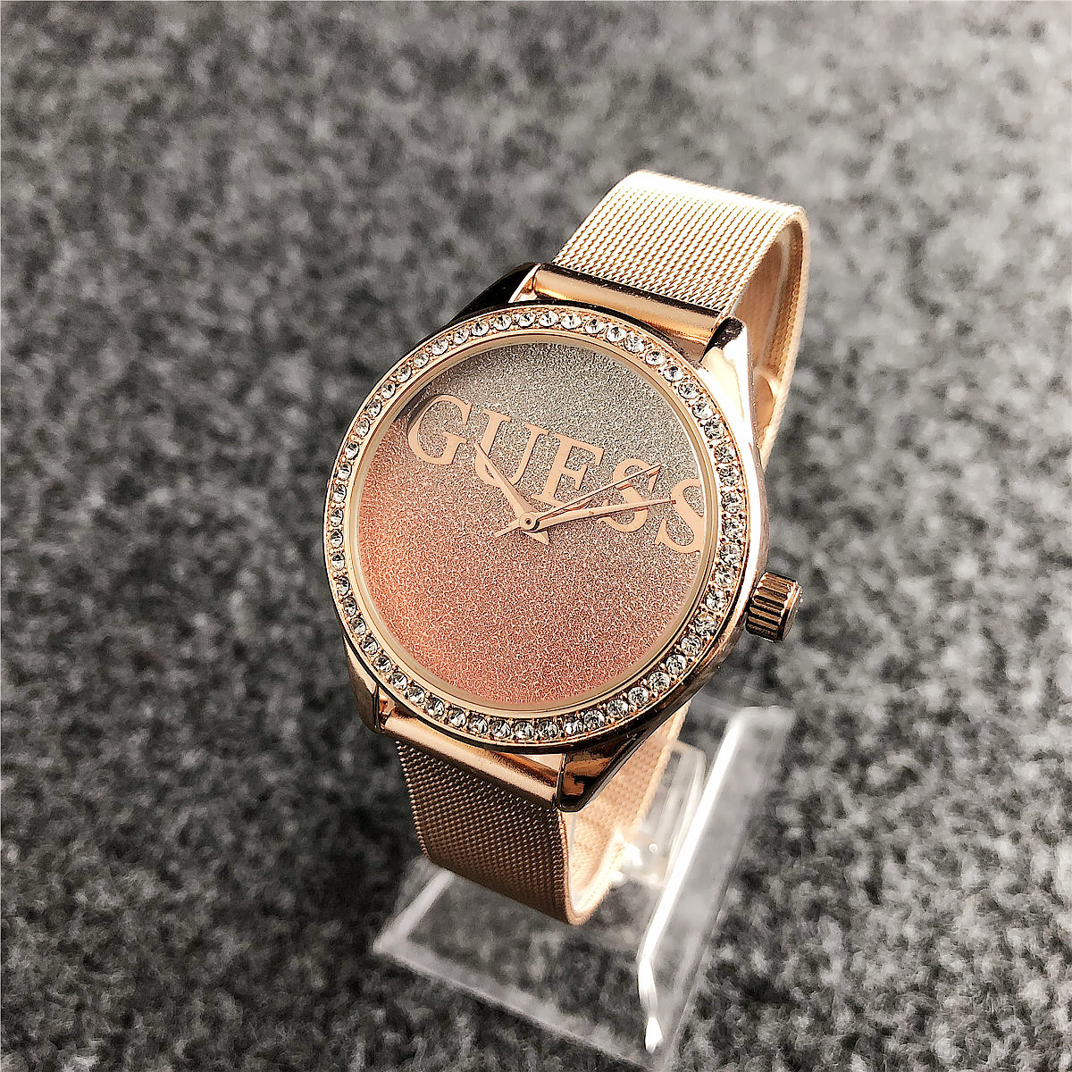 Factory price wholesale couple's watch, new fashion and simple mesh belt model, foreign trade women's diamond-encrusted trendy watch