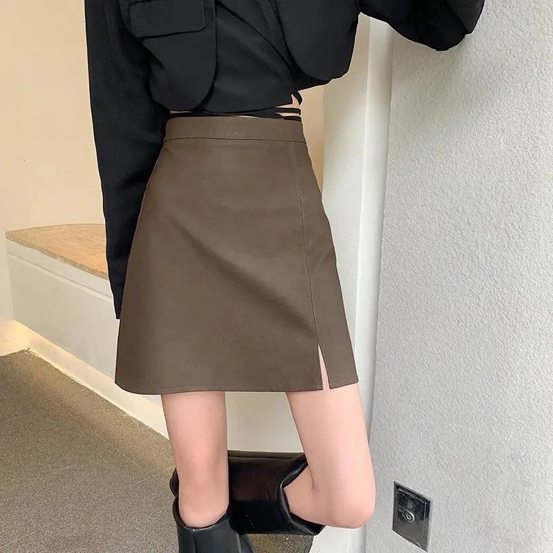 Autumn 2024 New Korean-style PU Leather Short Skirt High Waist Anti-glare A- line Skirt Slimming Short Hip Skirt