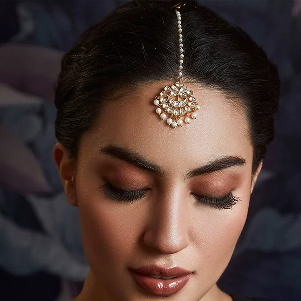 Indian traditional pearl eyebrow pendant headdress ethnic exotic style diamond hair chain personalized stage performance bride hair accessories