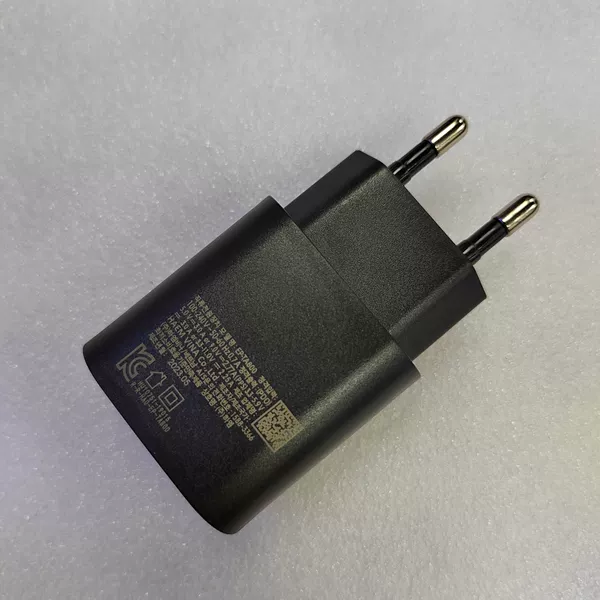 Fast charging: 25w per head (Korean standard)