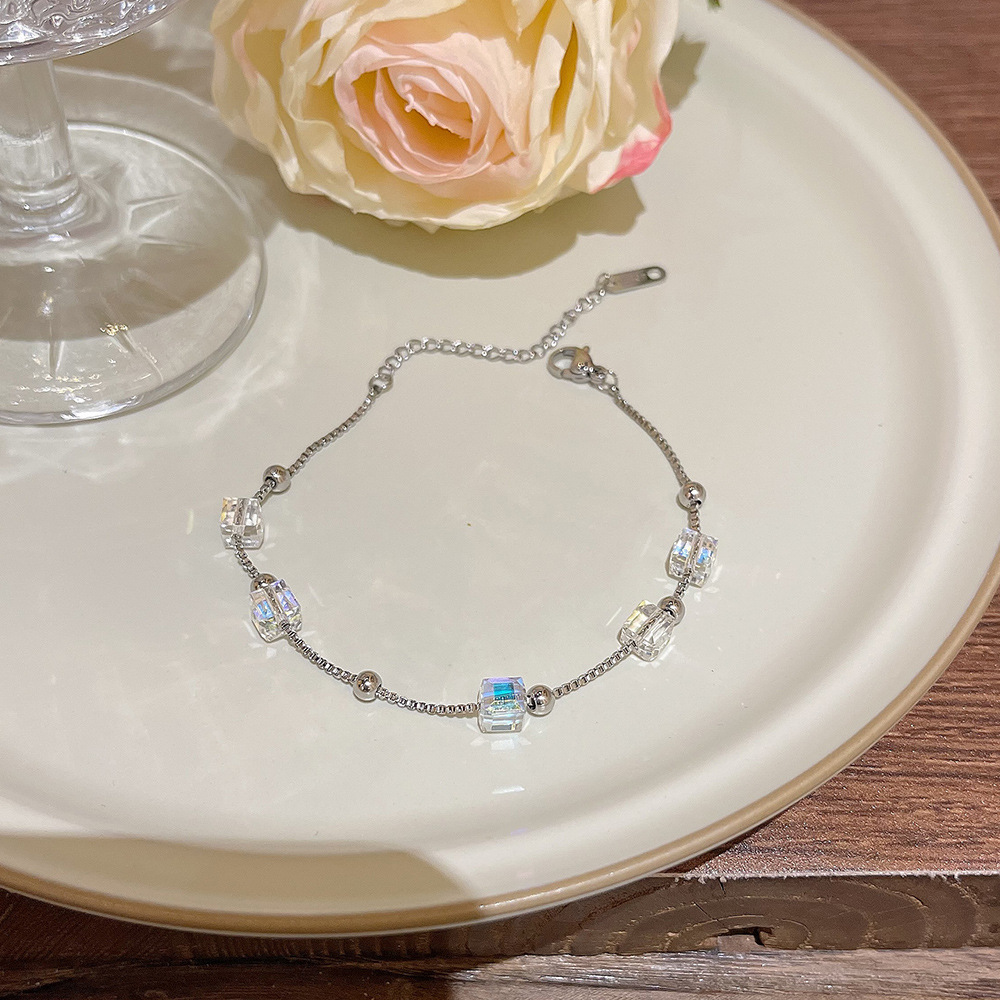 high-grade light luxury all-match titanium steel bracelet girls‘ temperament non-fading fashion bracelet bracelet stainless steel bracelet