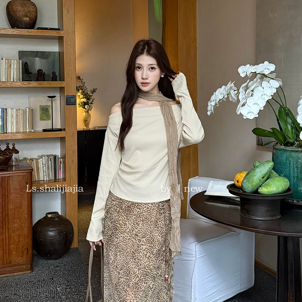 LS Elegant Off-Shoulder Top with Ribbon, Guangzhou Thirteen Lines 2026 Early Autumn New Women's Top 23658