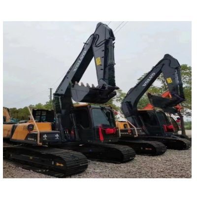 Excavadora de segunda mano VOVO140 con 200 horas de inventario