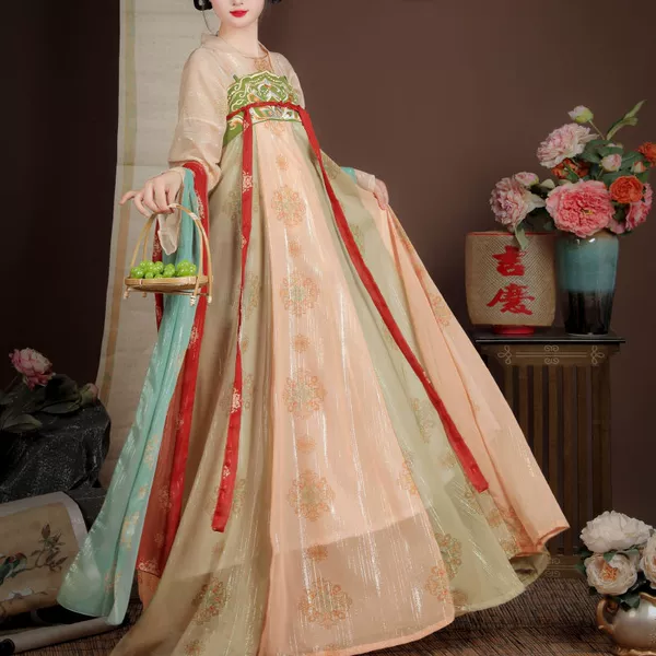 Beige+green chest skirt+puppet