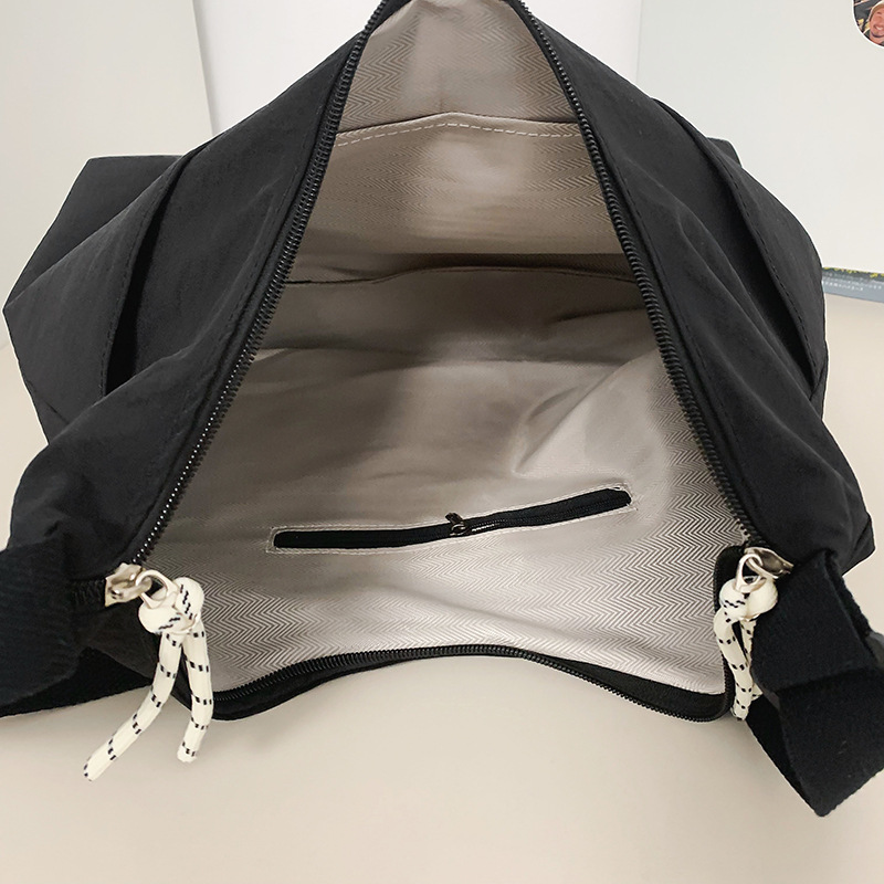 Bolso grande de todo fósforo de moda para mujer 2024 nuevo bolso de hombro coreano popular de este año bolso de clase de gran capacidad para estudiantes universitarios