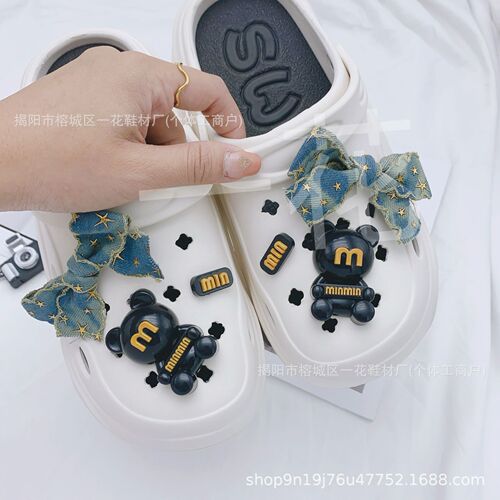 Hole shoes accessories cute cartoon diy shoe buckles shoe decoration shoe laces accessories PVC shoe buckles accessories accessories buckle