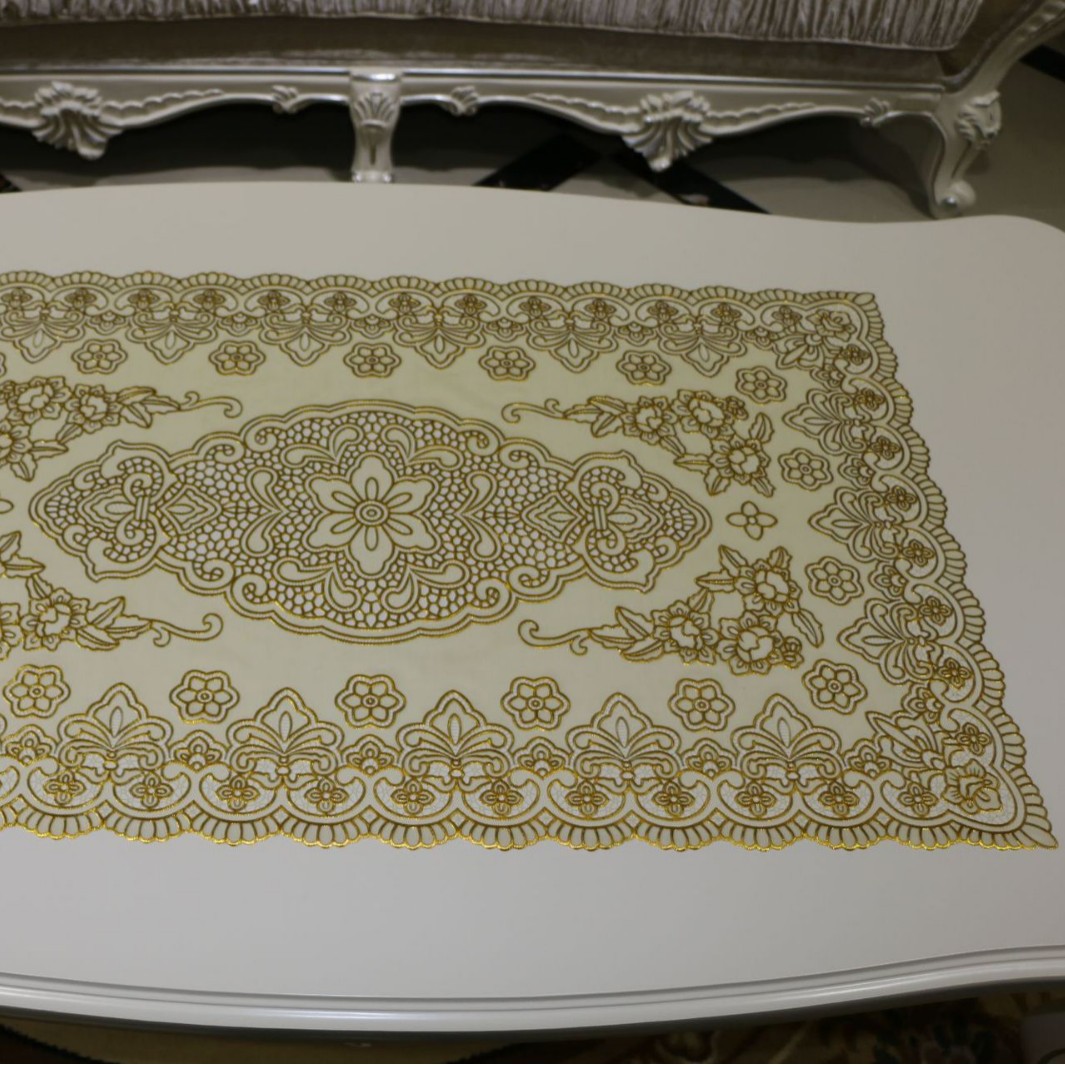 Almohadilla de mesa dorada de PVC 60 * 100 cm a prueba de aceite e impermeable