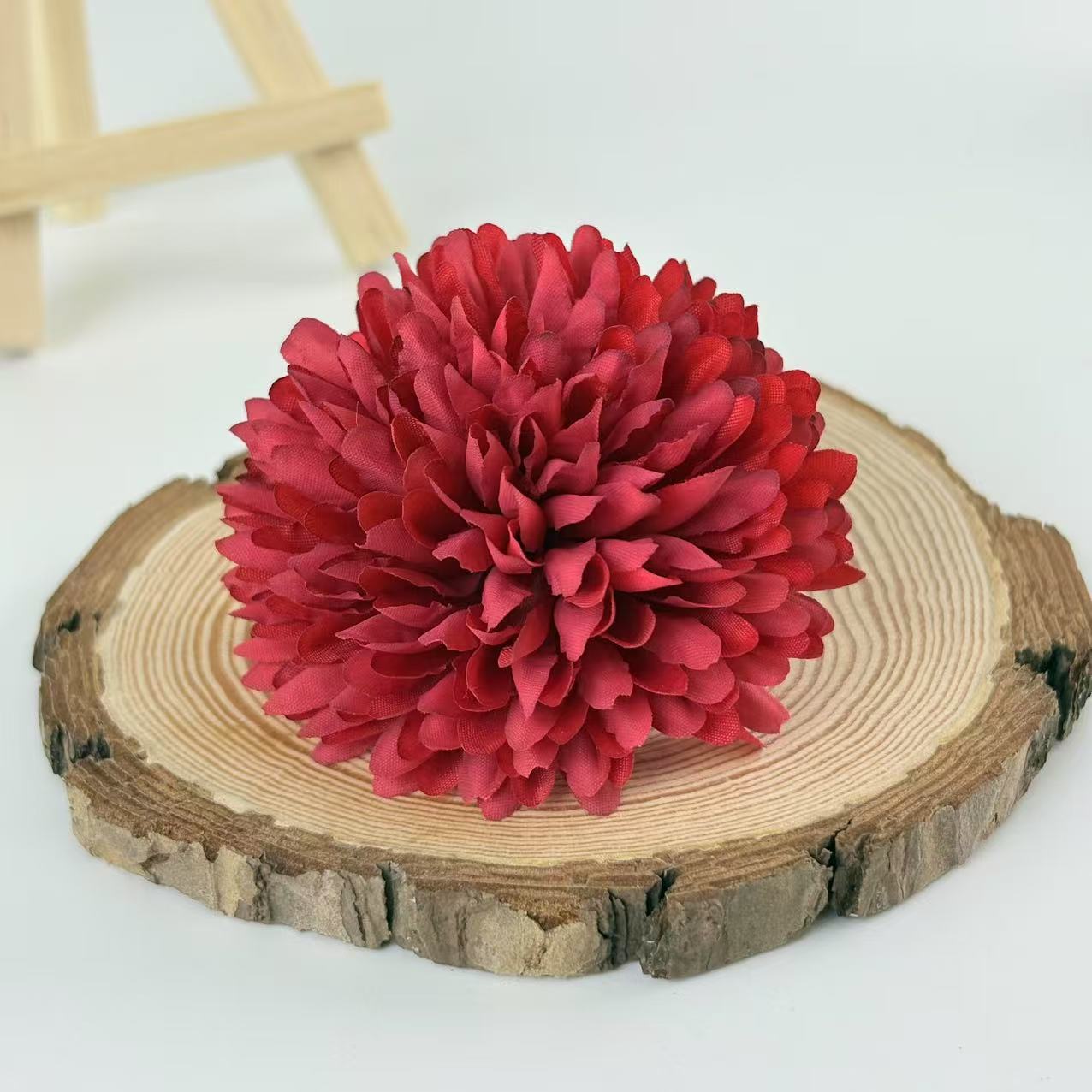 Simulación de flores de crisantemo al por mayor decoración de la sala de bodas accesorios de fotografía tela de seda de laceana flores de crisantemo