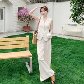 米白色法式高端轻熟风套装女2026夏新款蕾丝V领马甲阔腿裤两件套