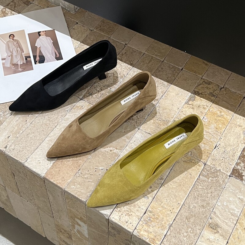 2026 Spring New Style Suede Pointed-Toe Stiletto Mid-Heel Single Shoes Low-Heel Commuter Shallow-Mouthed Pumps Simple Versatile Women's Shoes