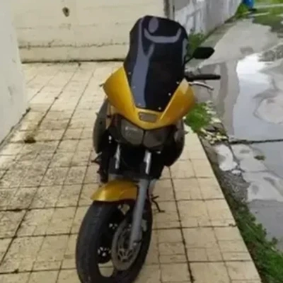 deflector with high windshield | Motorcycle front windshield
