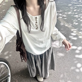 女式T恤;连衣裙;女式卫衣