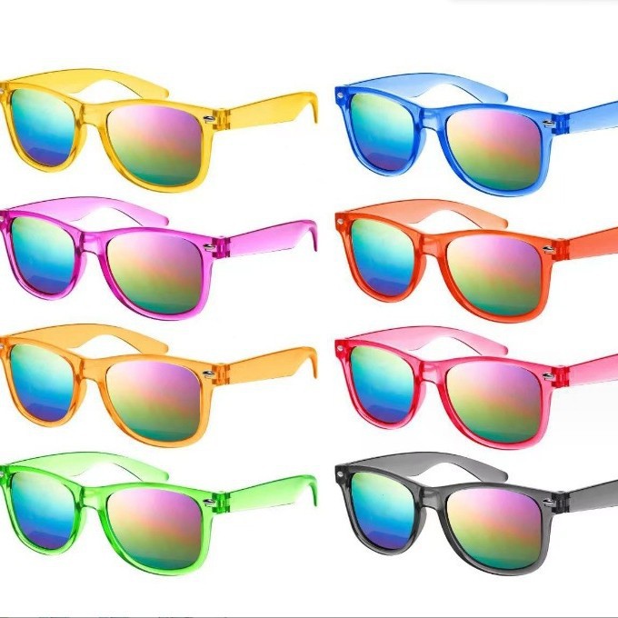 2023 gafas de sol de uñas beige para niños de moda hombres y mujeres gafas de sol de película de color de bebé niños protección solar gafas UV al por mayor