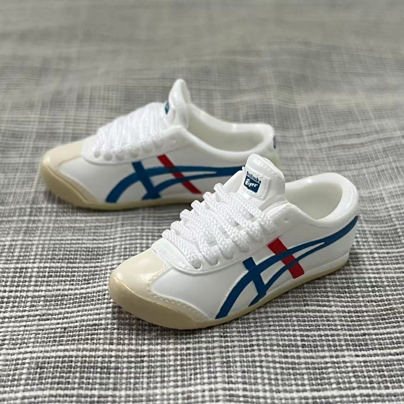 LABUBU Zapatos Rabu Ropa de bebé 17cm felpa vinilo bolso de muñeca colgante para zapatos desnudos caja ciega