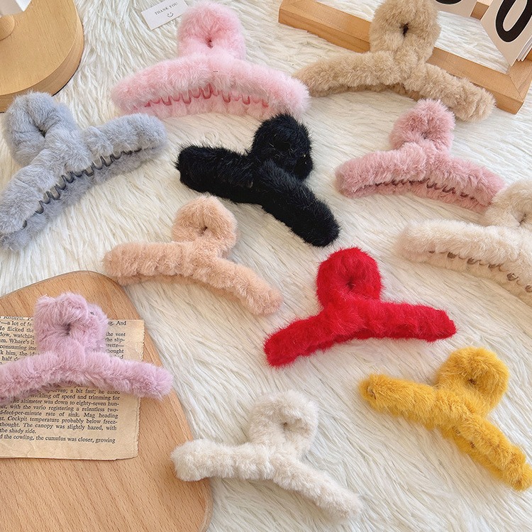 Maillard Autumn and Winter Plush Clip Solid Color Temperament Large Hair Clip Girls Hair Shark Clip Hair Accessories Back of the Head