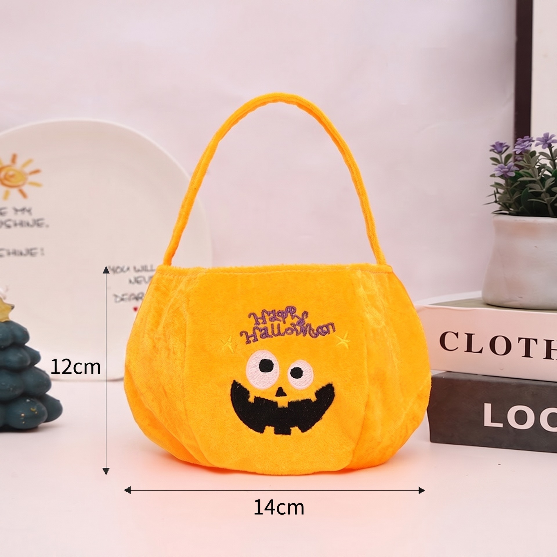 Bolsas de dulces de Halloween transfronterizas bolsas de terciopelo bolsas de regalo portátiles para niños atmósfera del festival de fantasmas accesorios al aire libre image 10