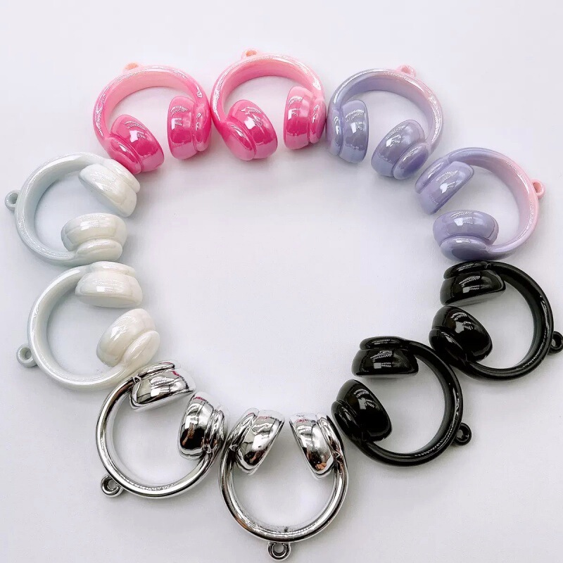 Popular Personalized Cream-Colored Small Earphone Pendant DIY Phone Chain Keychain Bag Pendant Student Backpack Decoration Pendant