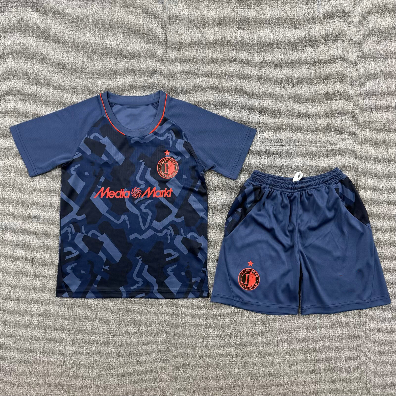 26-27 feyenoord away game / 18#