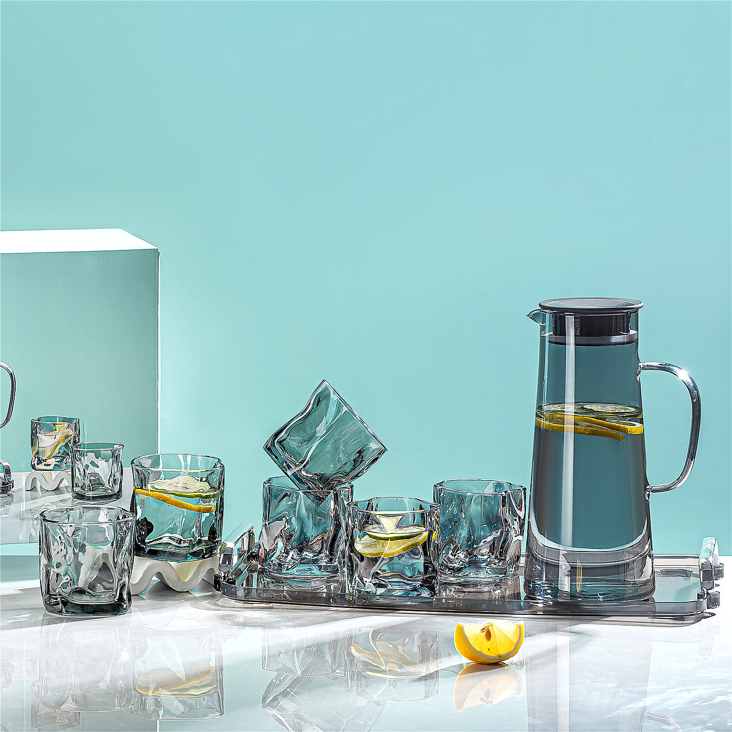 Glass teapot