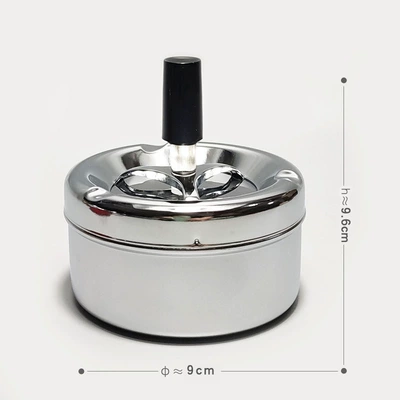 stylish rotating metal ashtray with lid: Car ashtray - silver-9cm-in-diameter