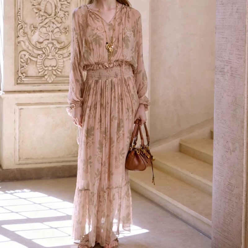 French-Style Lazy and Relaxed Printed Dress with V-Neck, Tie-Up Waist, and Long Skirt, Gentle Holiday-Style Fairy Dress French-Style Lazy and Relaxed Printed Dress with V-Neck, Tie-Up Waist, and Long Skirt, Gentle Holiday-Style Fairy Dress
