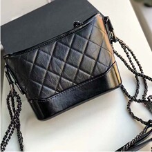 һ�����lС���L��Ƥ���˰�Ů���e�μ�б���cf���朗lŮ��С����