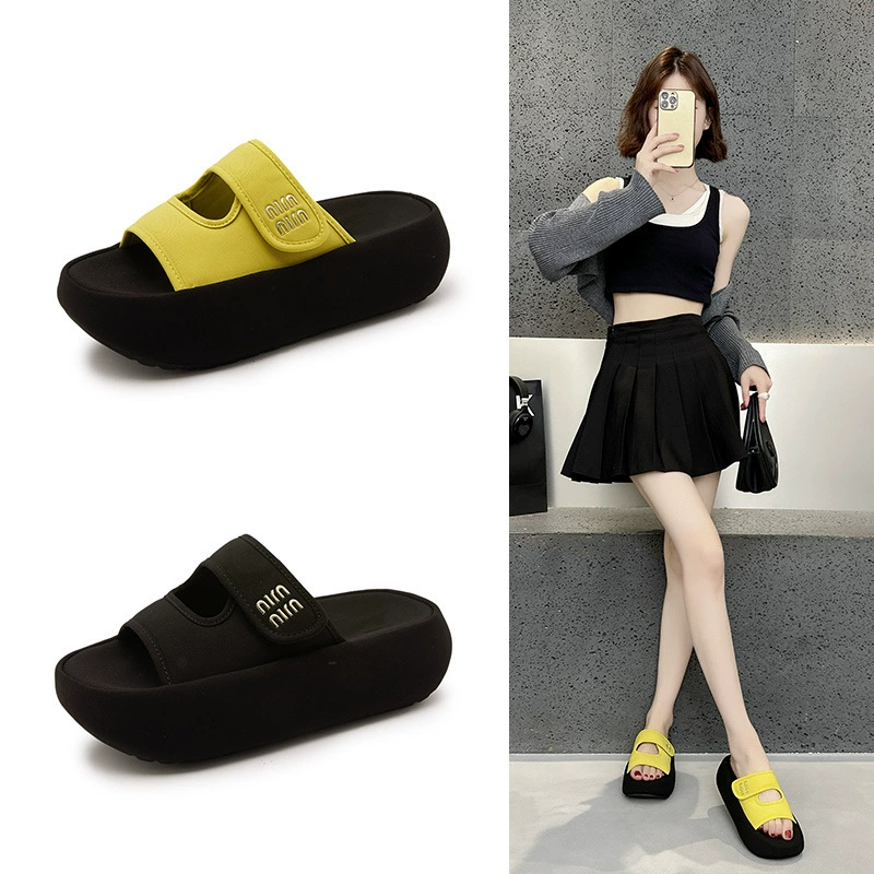 Толстая подошва ткани липучка слово тапочки женский 2025 весна лето новый внешний вид дикие повседневные холодные тапочки