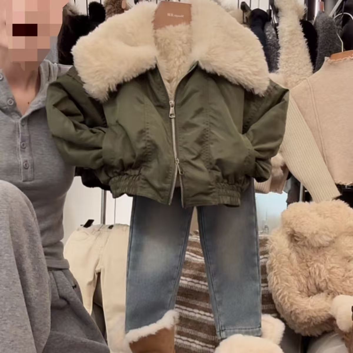 女童冬季套装新款毛毛翻领橄榄绿儿童潮酷夹克外套加绒加厚牛仔裤