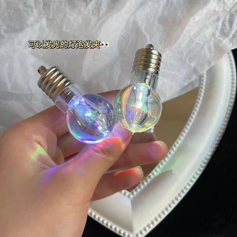 Light bulb hairpin female personality creative photo props duckbill clip side bangs broken hair clip headdress Light bulb hairpin female personality creative photo props duckbill clip side bangs broken hair clip headdress