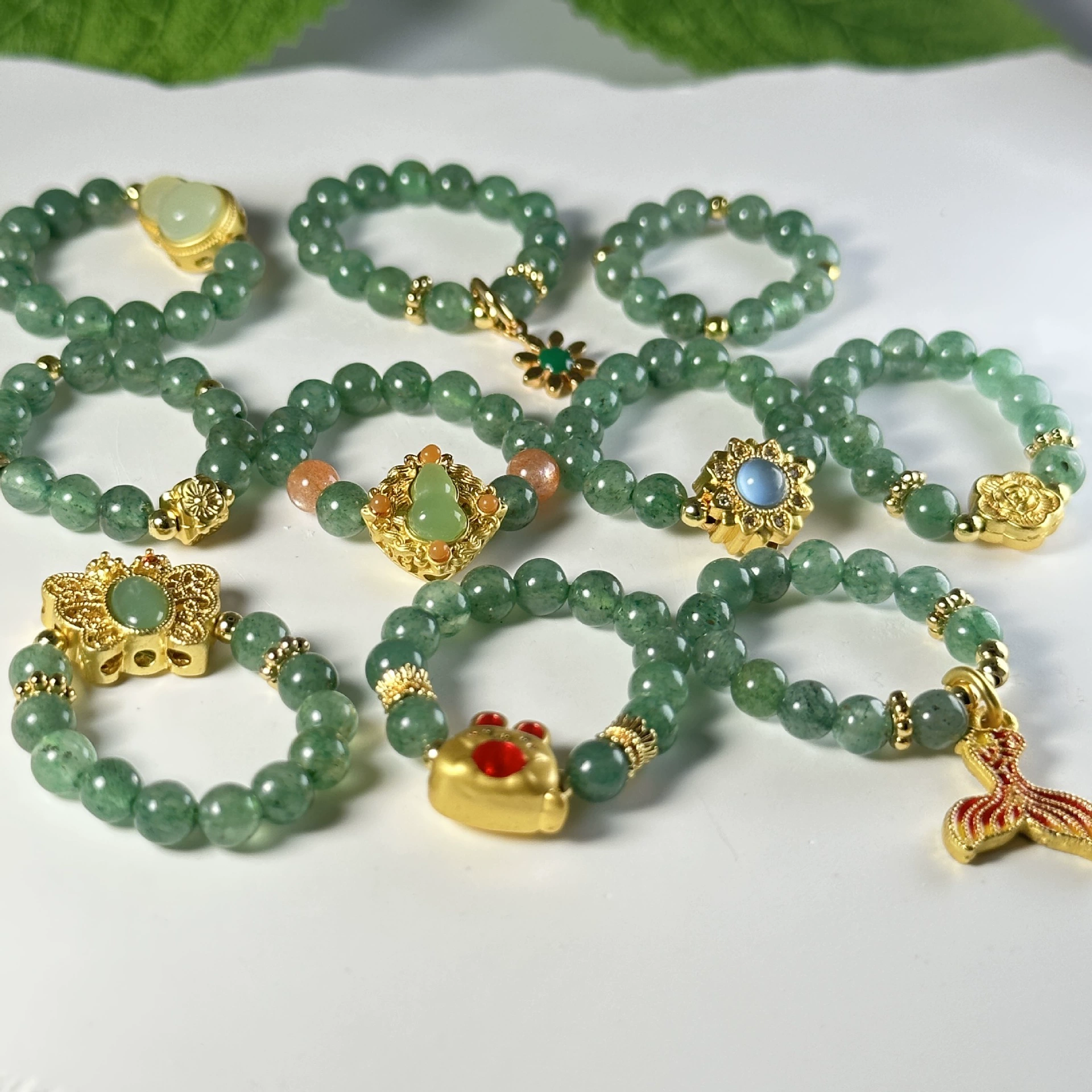 Новое кольцо в китайском стиле из натурального зеленого водного агата, цельное, на эластичной нити, с бусинами, зеленый кристалл, натуральный камень, зеленый рутиловый кварц