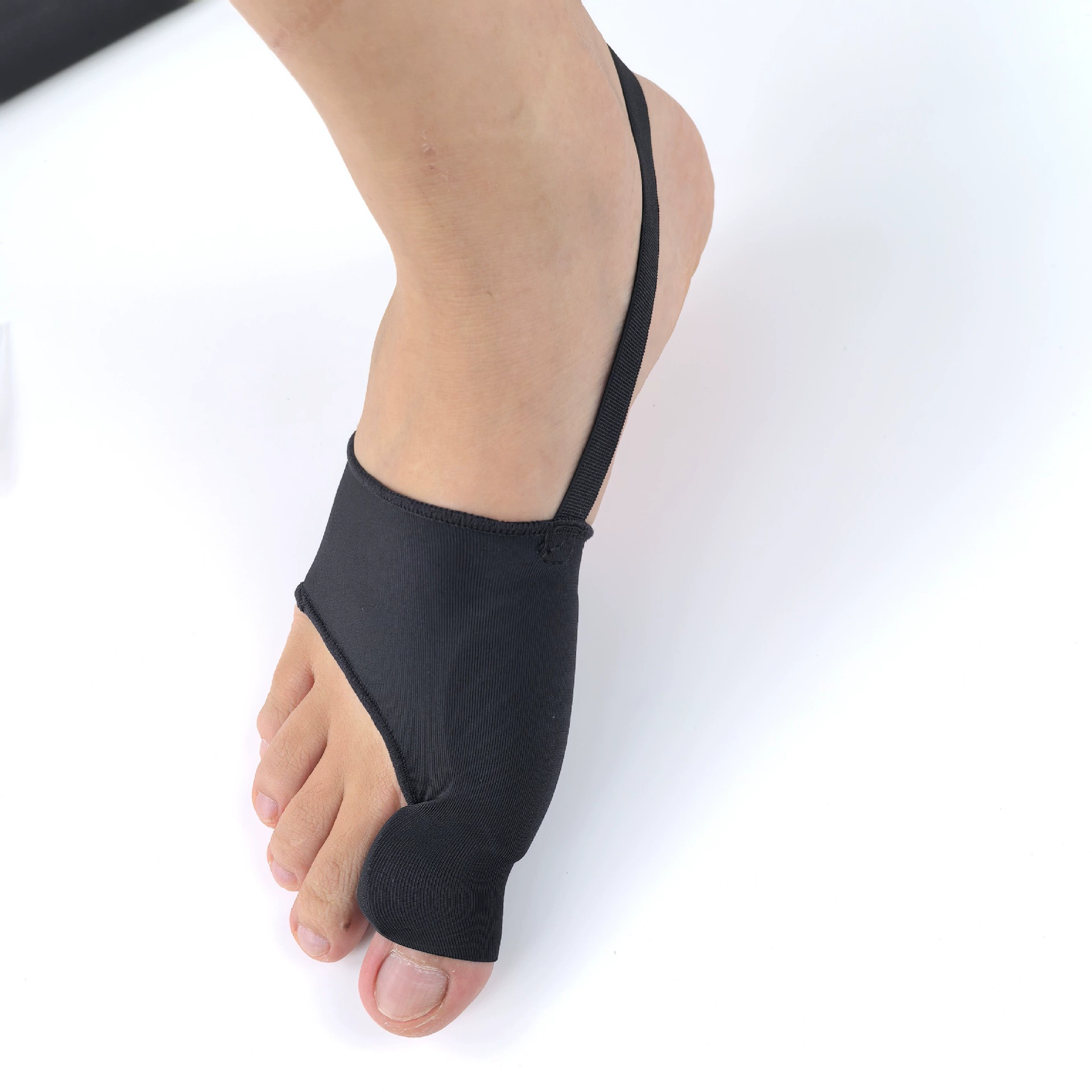 Производительская горячая распродажа маленького носочка закругленные носки защитить палец к пальцу, большой палец освобожден