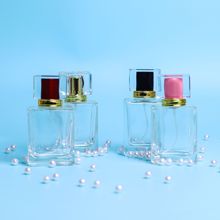 厂家批发方形透明按压喷雾香水瓶香水喷雾分装瓶便携式香水空瓶子