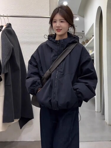 Women's Short Length Thick Hooded Cotton Parka with Insulation, New and Versatile, Popular for Petite Figures, Winter Outerwear with Waterproof Windproof Design
