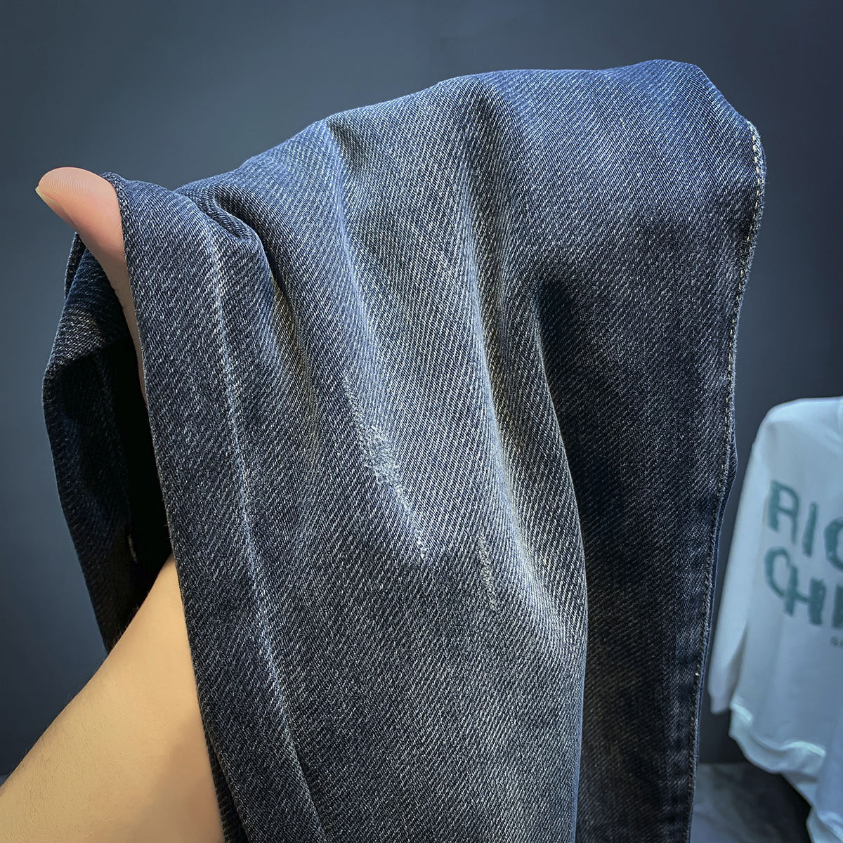 Jeans élastiques de marque de mode européenne pour les nouveaux styles de printemps et d'automne, pantalons polyvalents slim fit haut de gamme pour hommes_voghion.com