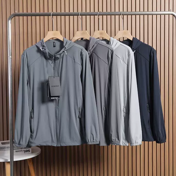Same Style as Xiaoshujia! Summer Outdoor Elastic Breathable Hooded Sun Protection Clothing for Men, Casual Uv-Resistant Skin Jacket