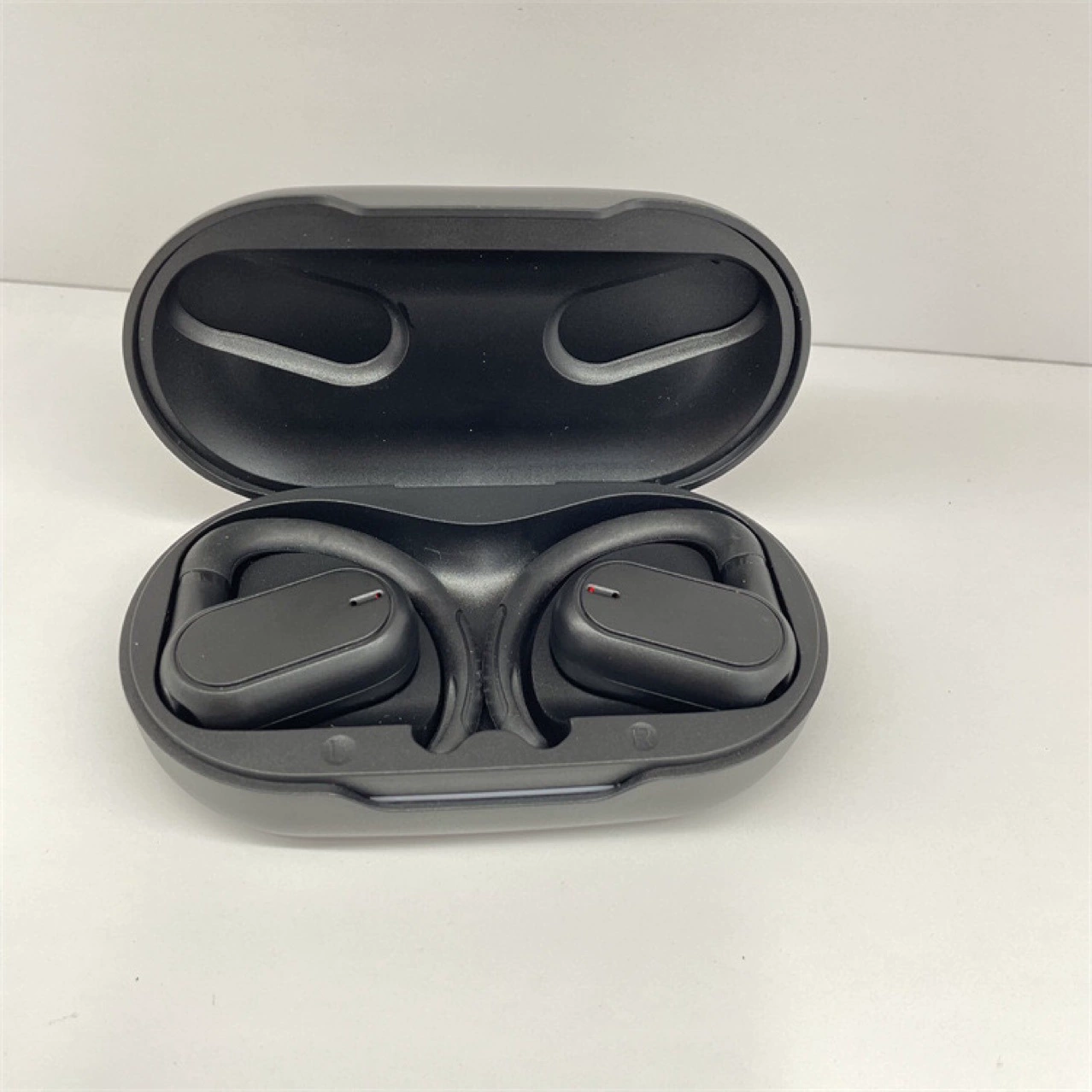 Spot IP54JB Soundgear Yinyue Circle Bluetooth Спортивные беспроводные наушники с открытым -мягким