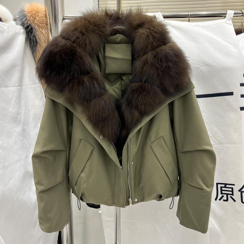 2026 Winter New Style Women's Short Parka Jacket with White Duck Down and Large Fox Fur Collar, Trendy Workwear Coat 2026 Winter New Style Women's Short Parka Jacket with White Duck Down and Large Fox Fur Collar, Trendy Workwear Coat