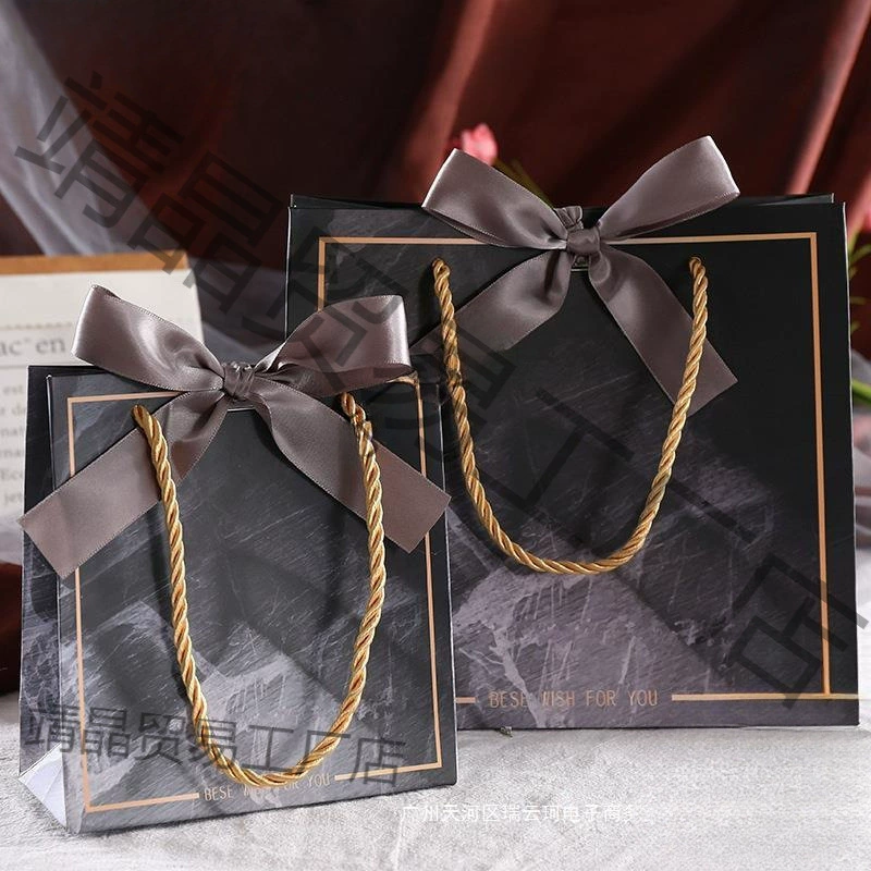 Рождественская коробка для броузов в европейском стиле