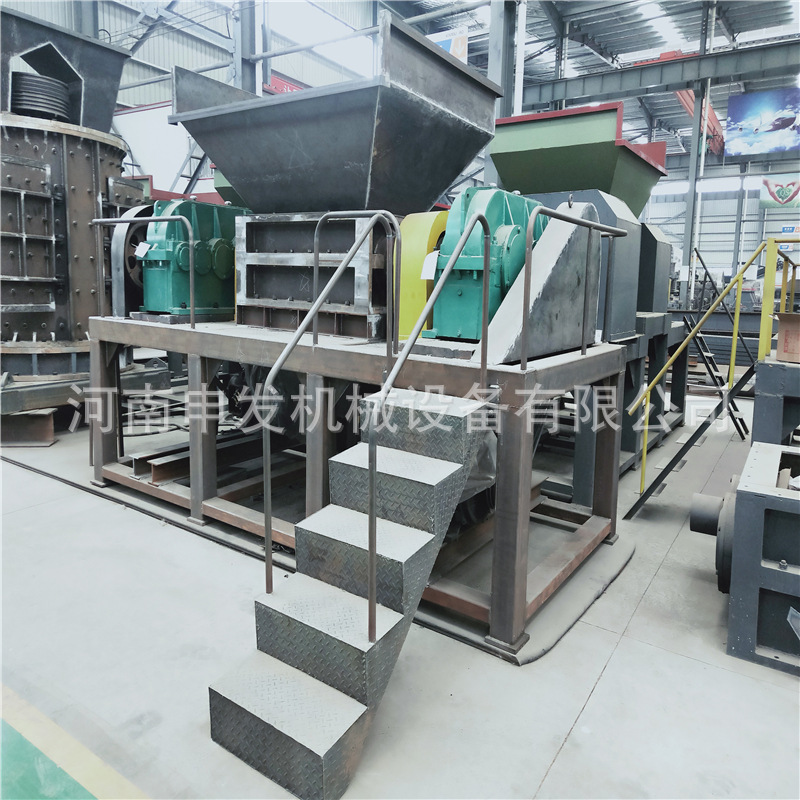 大型撕碎机双轴废布废铁破碎机塑料垃圾粉碎机汽车外壳金属撕碎机